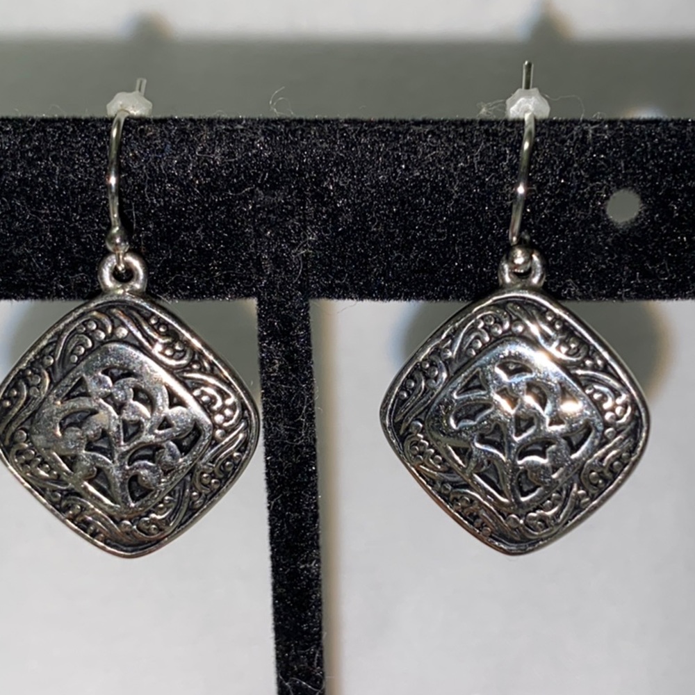 Silver Filigree Earrings with Ornate Design - Picture 5 of 6